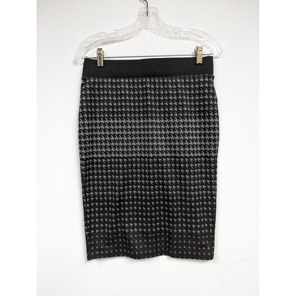 Maurices Stretchy Pencil Skirt Size S Light & Dark Gray No Slit Small - Picture 1 of 5